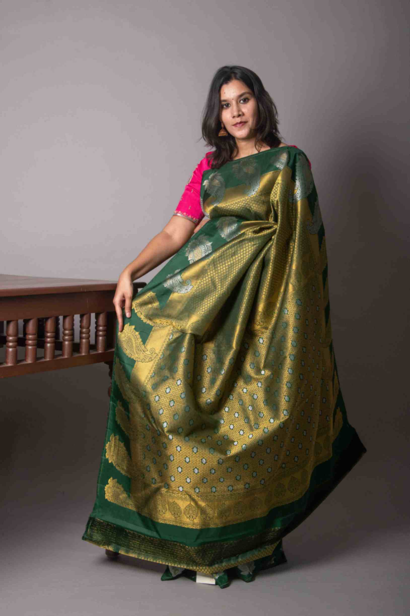 Green Silk Saree with Paisley, Traditional Weave