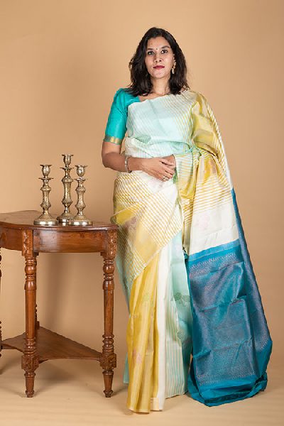 Offwhite Kanjivaram, No Border